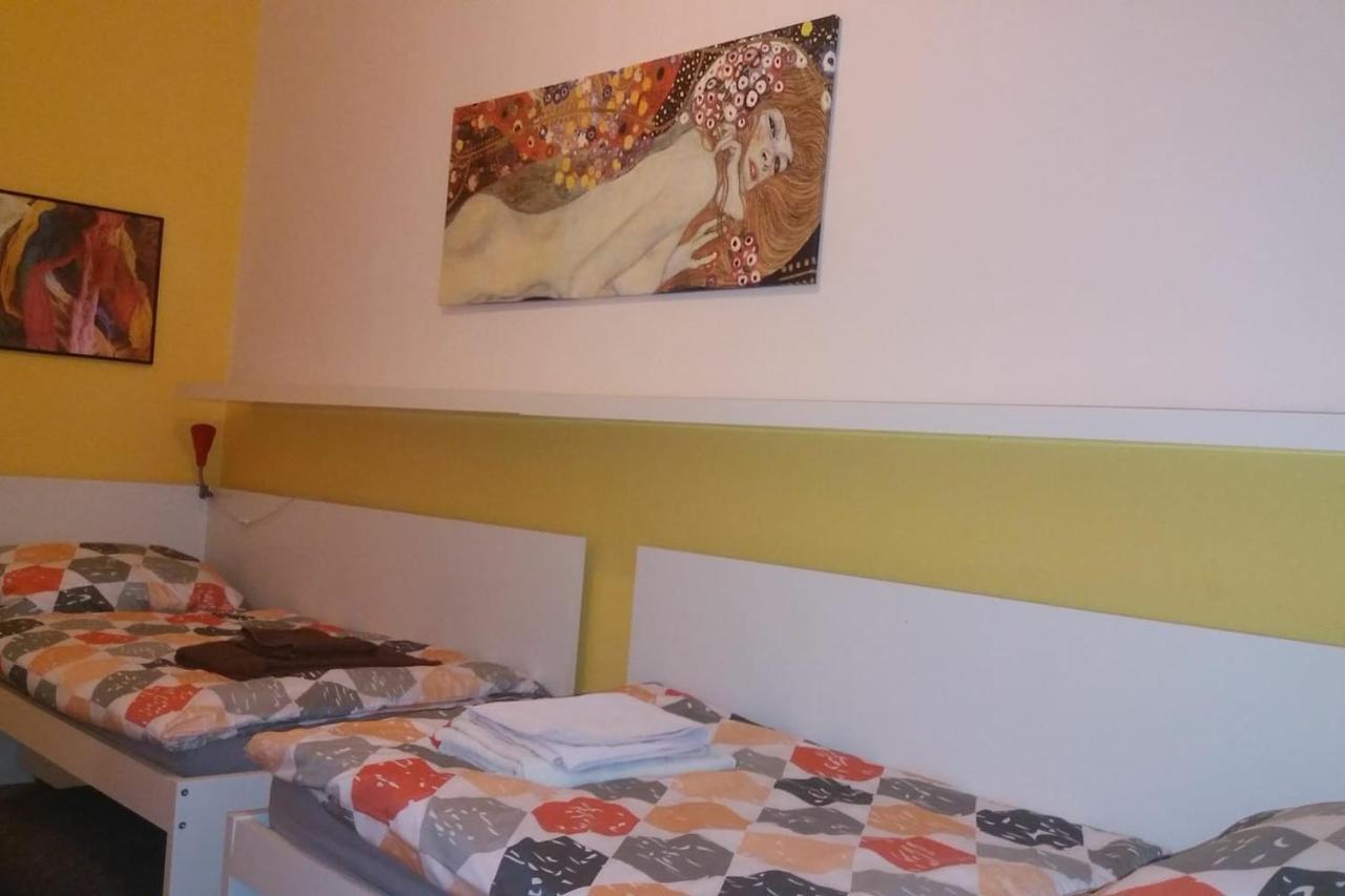 Apartament Geraeumige Zentrumsnahe Altbauwohnung *